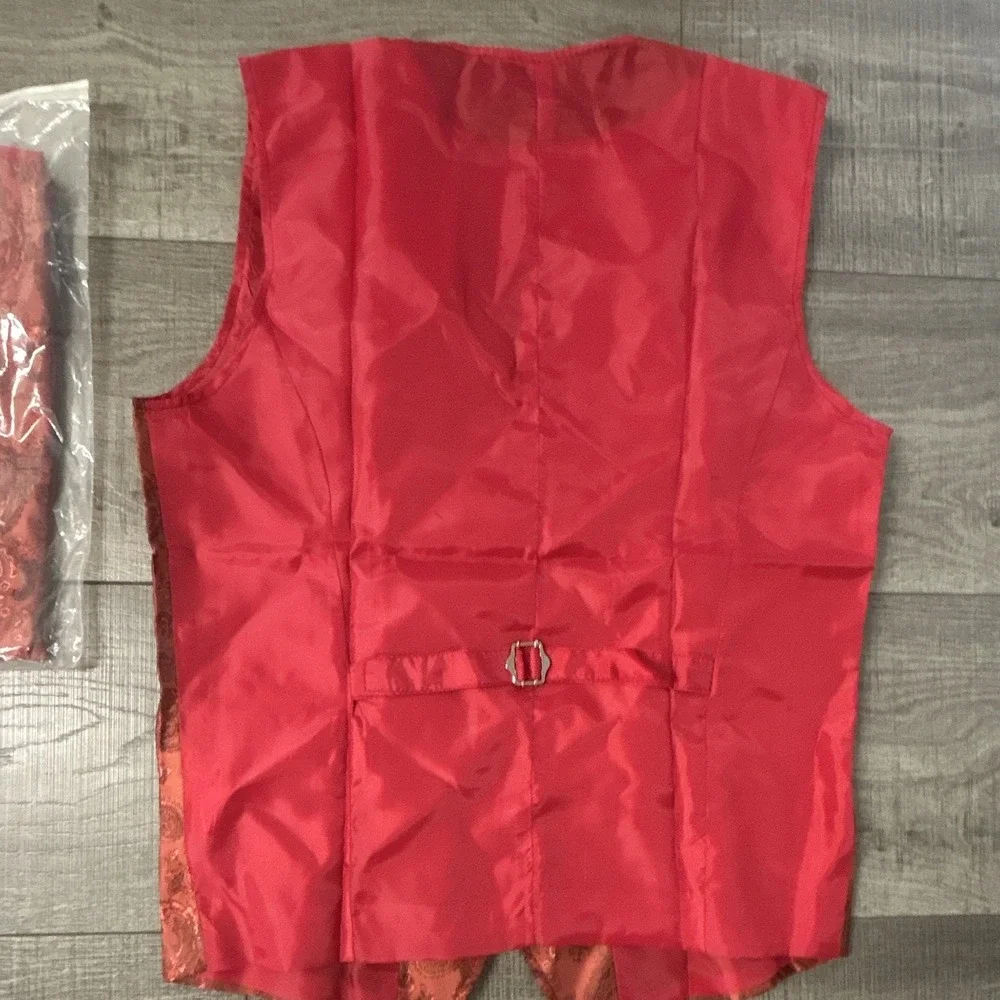 Men's Red Paisley Formal Tuxedo Vest Waistcoat w/ Matching Bow Tie, S